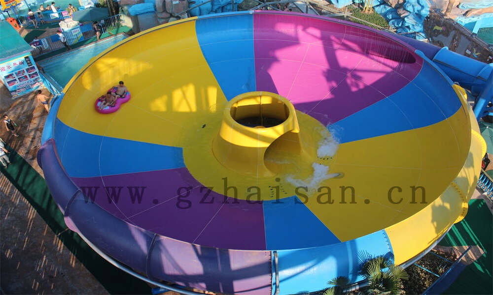 定制水上游乐设备，为您的水上乐园增添更多乐趣